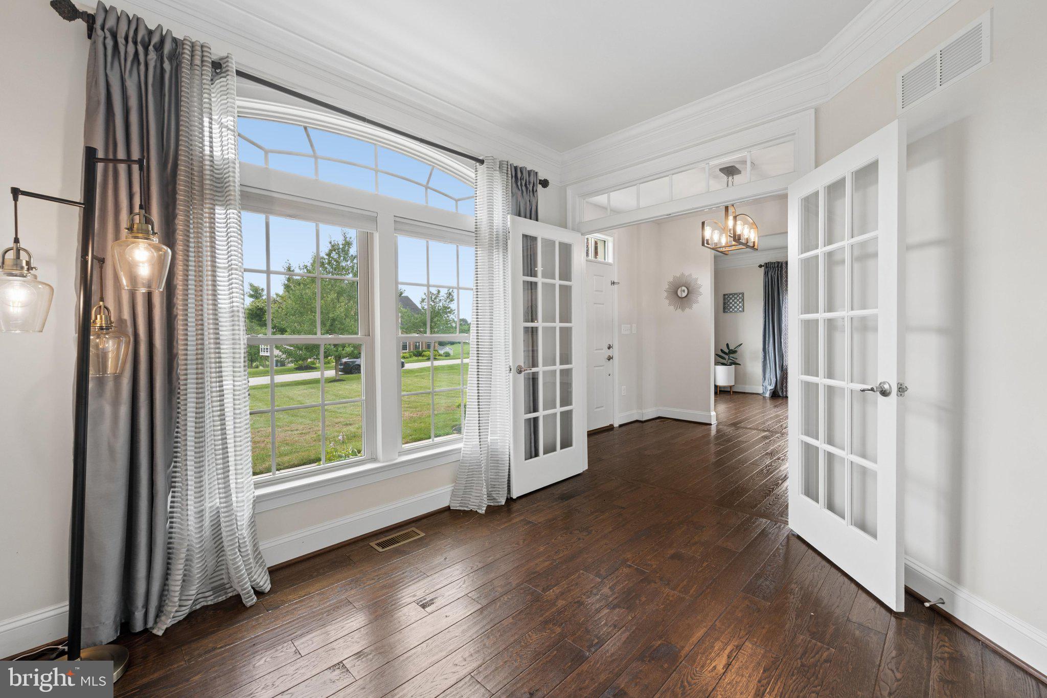 THE WARFIELDS - Residential