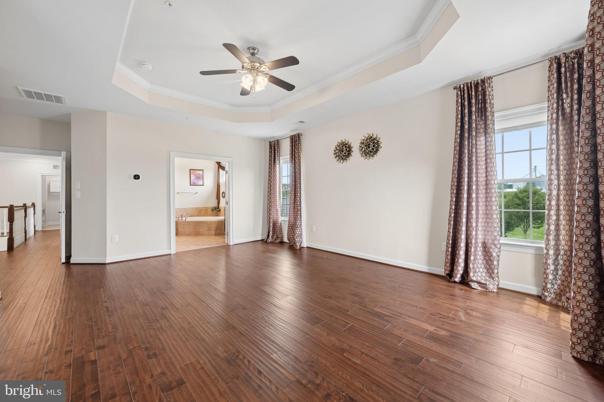 THE WARFIELDS - Residential