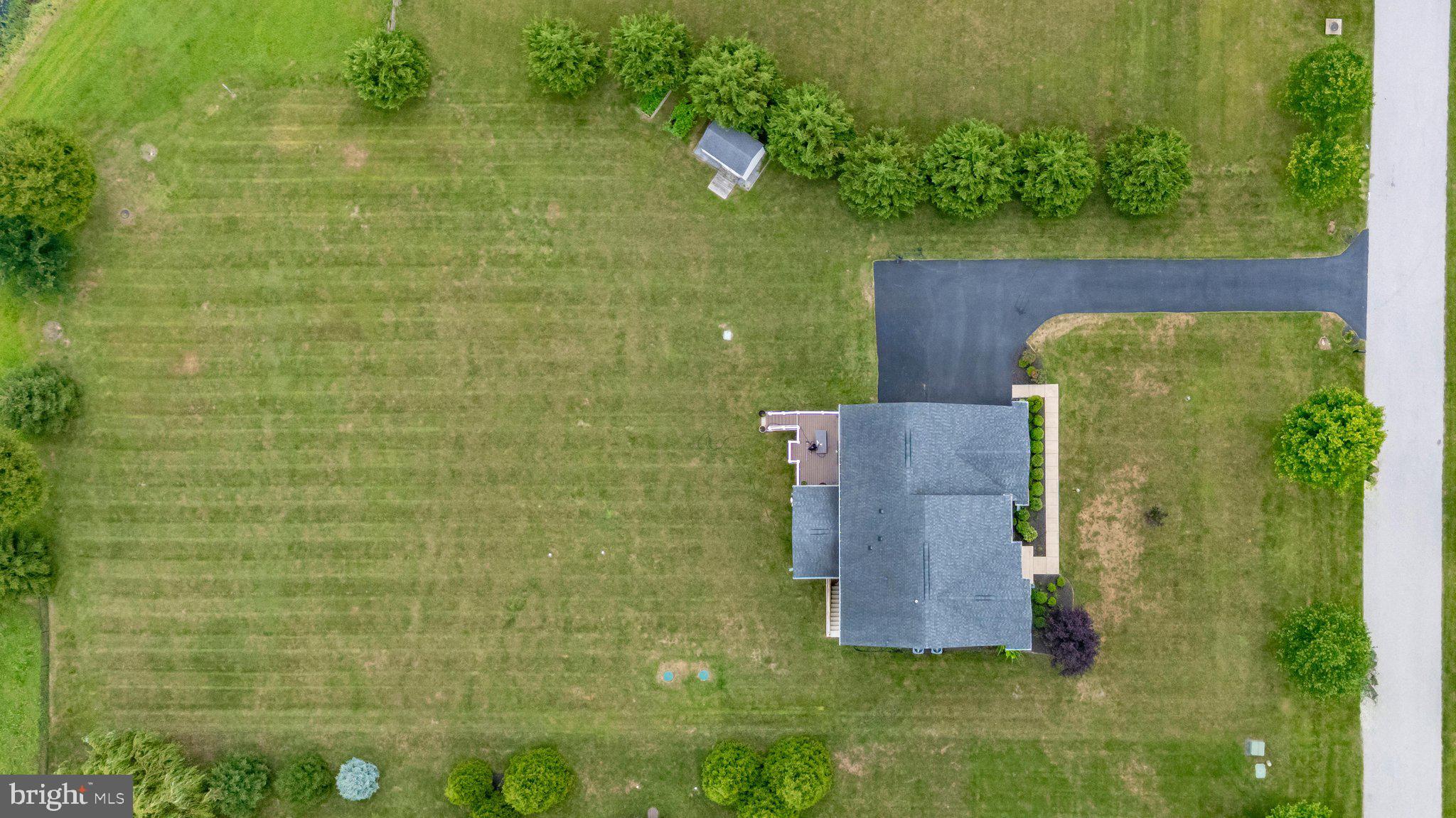 THE WARFIELDS - Residential