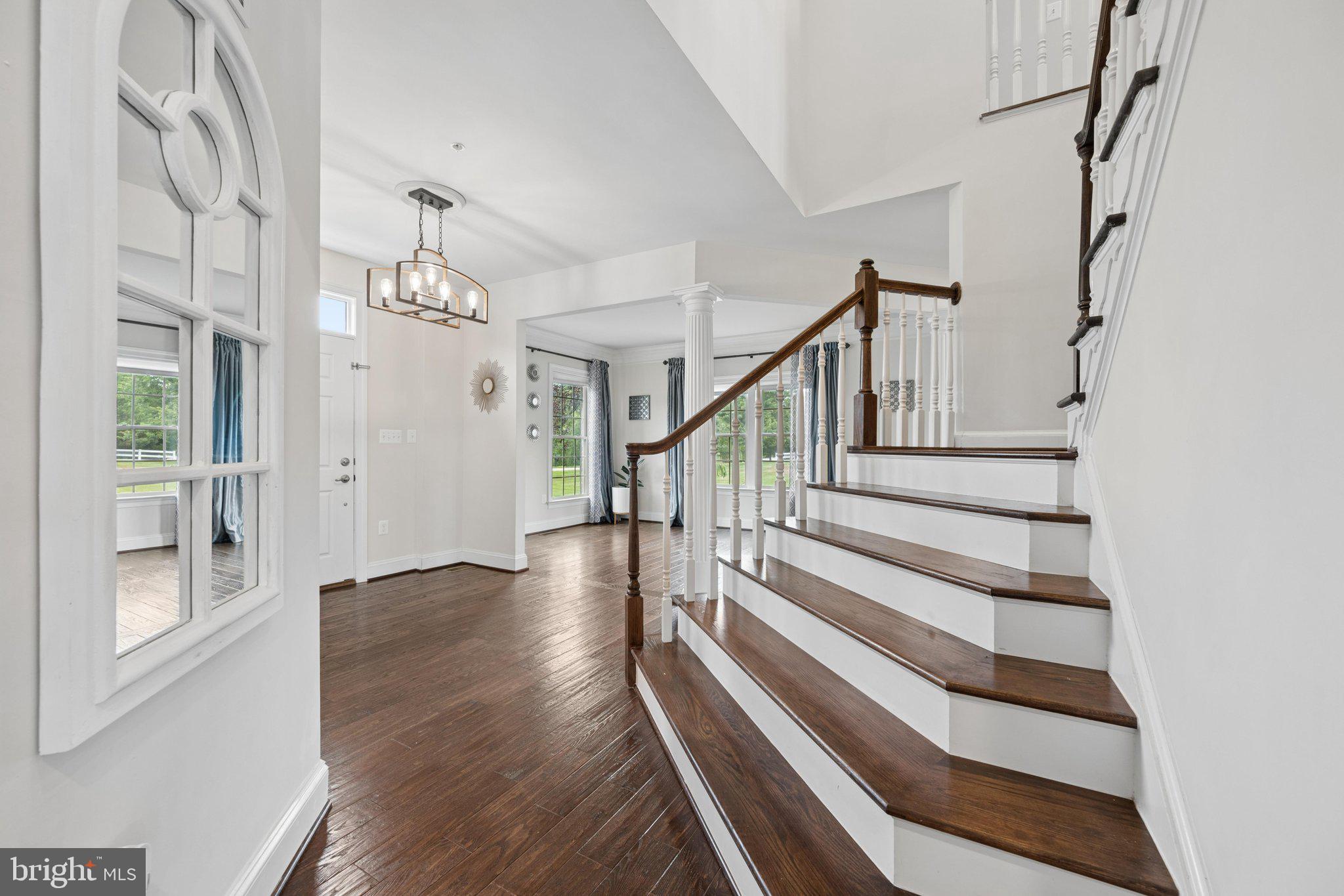 THE WARFIELDS - Residential