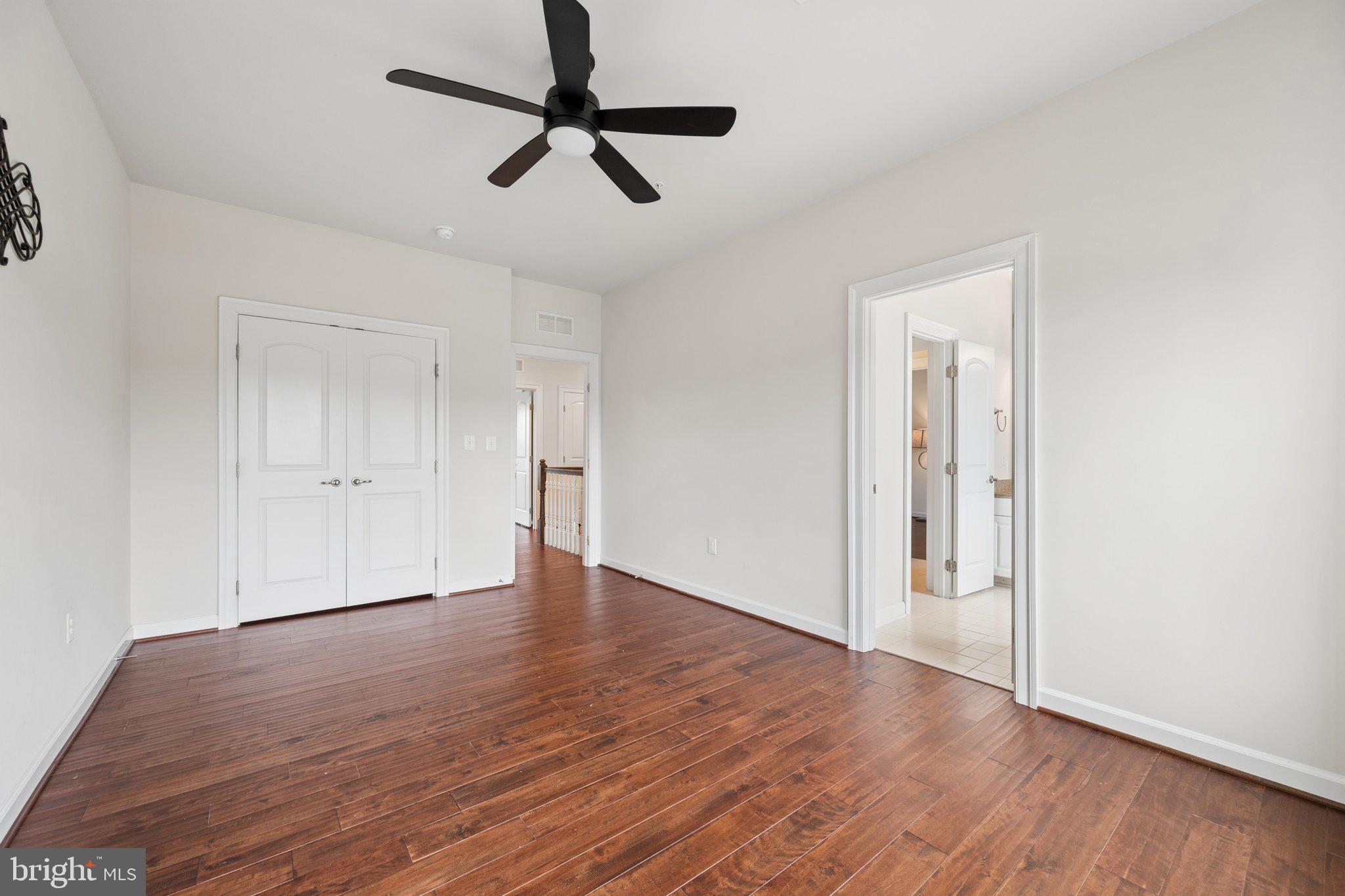 THE WARFIELDS - Residential