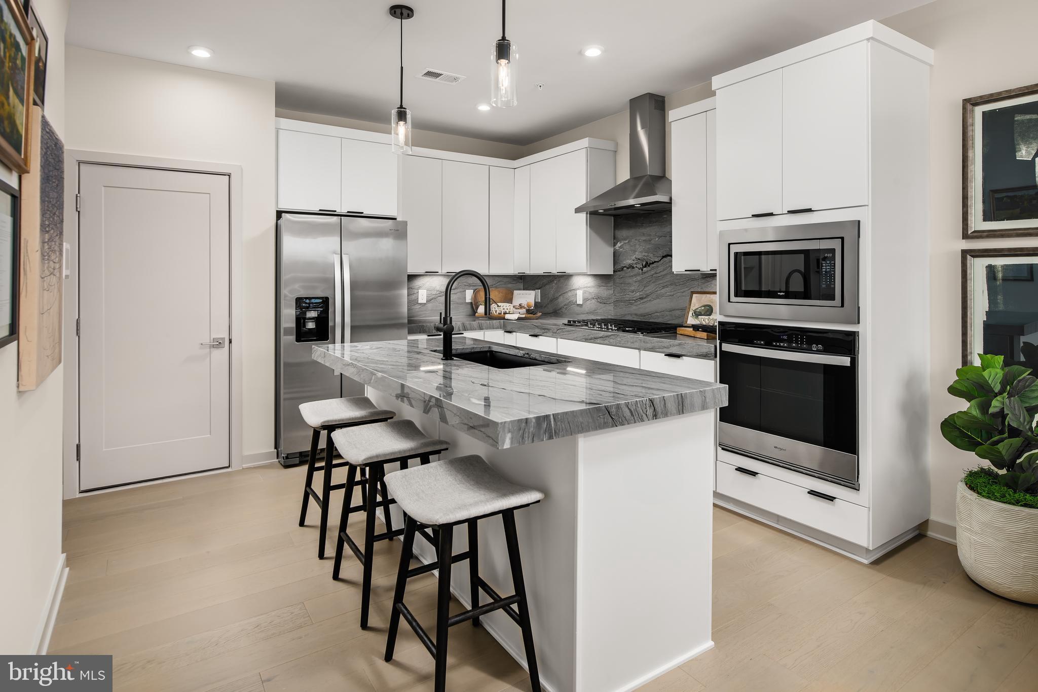 METRO WALK AT MOOREFIELD STATION - Residential