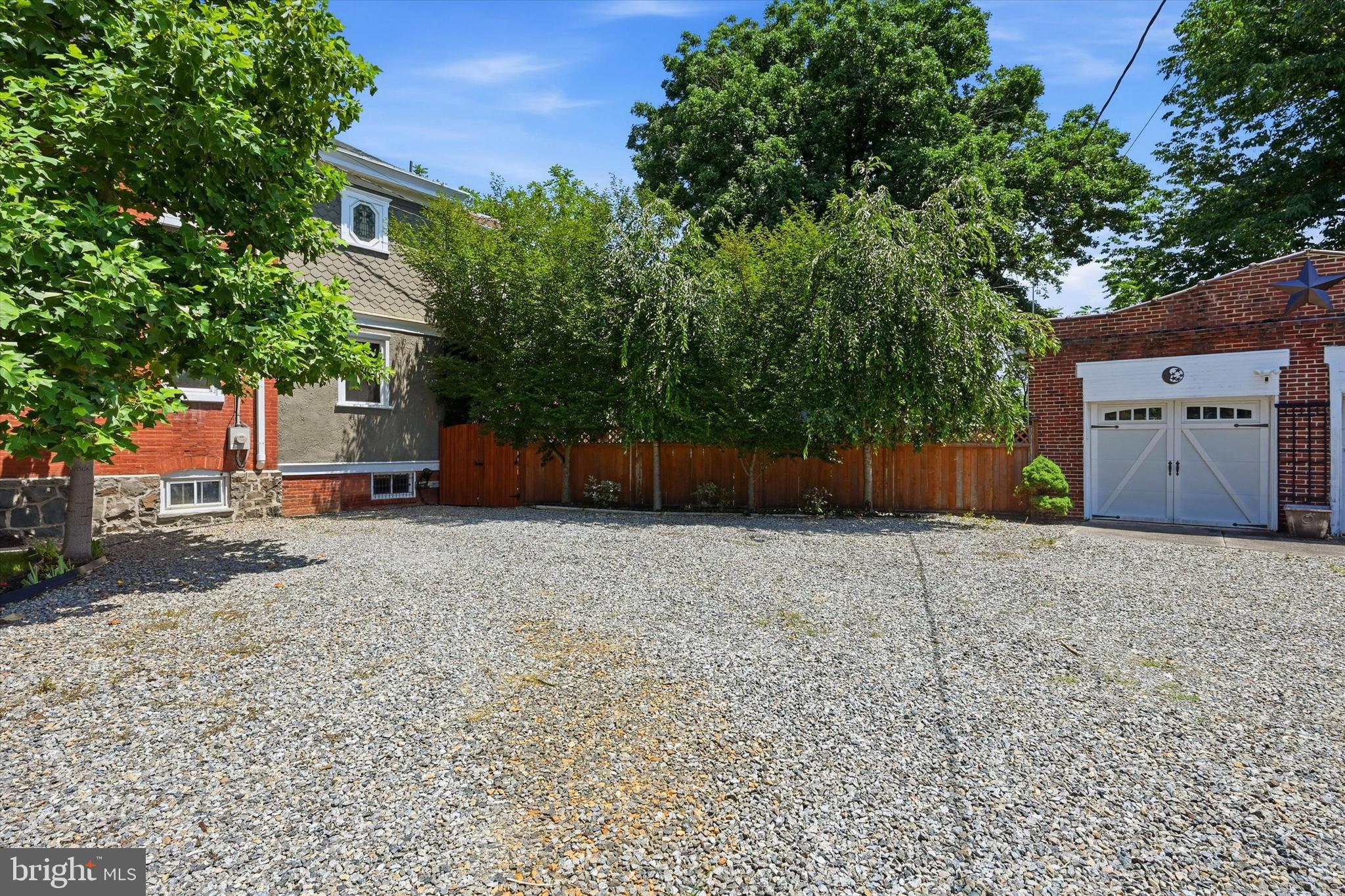 BAYNARD BOULEVARD - Residential