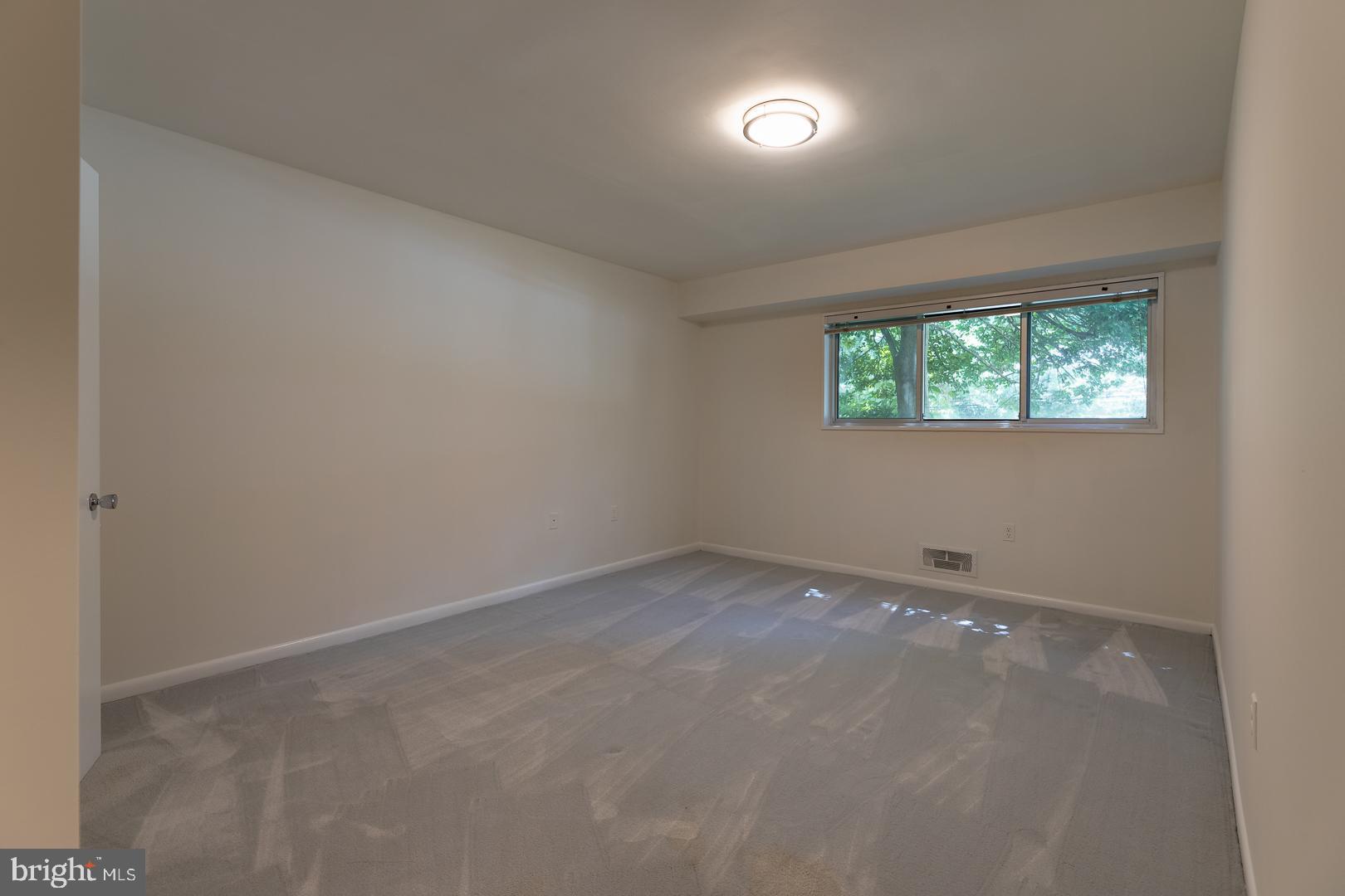 PARKSIDE CONDOMINIUMS - Residential