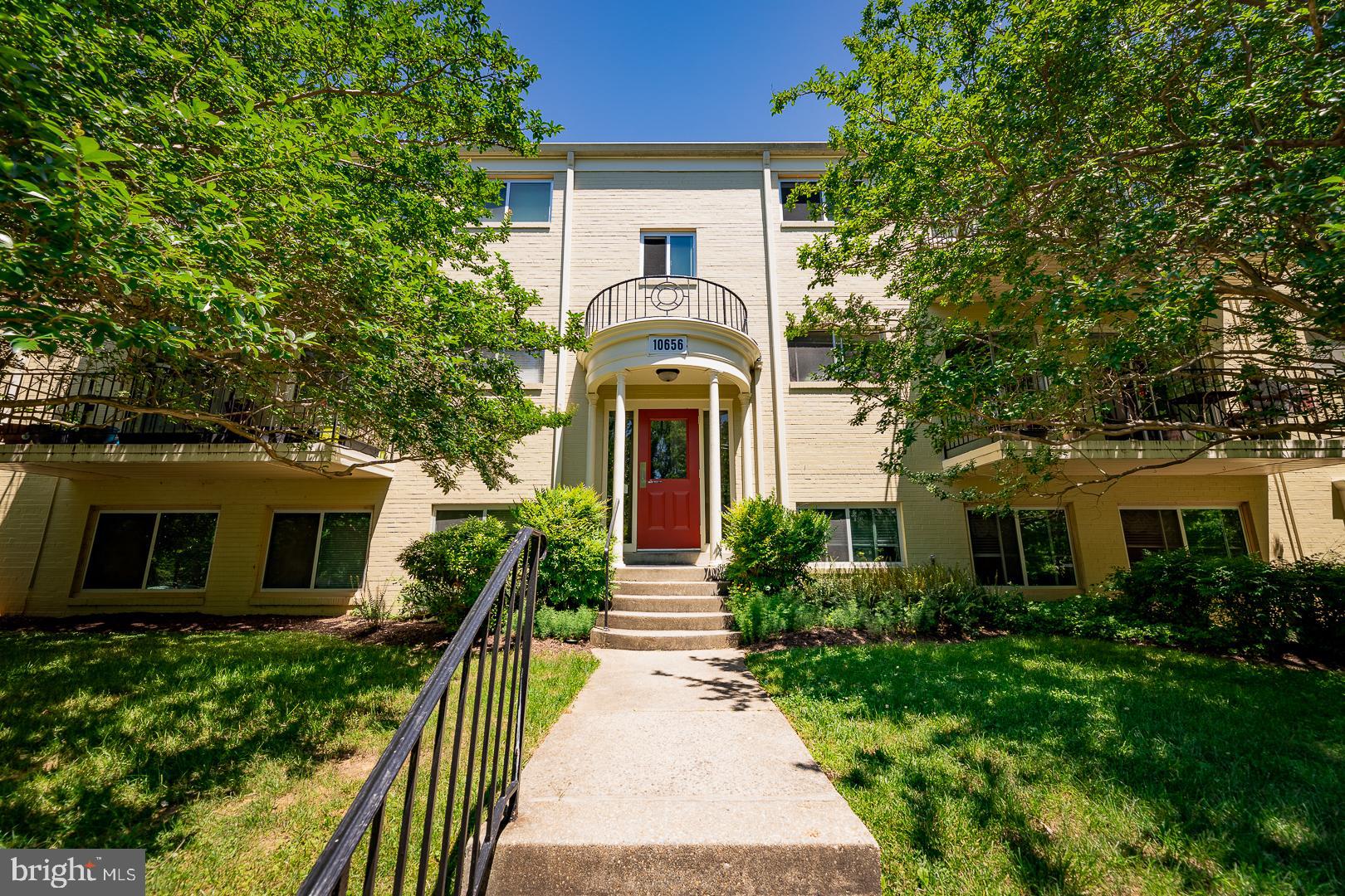 PARKSIDE CONDOMINIUMS - Residential