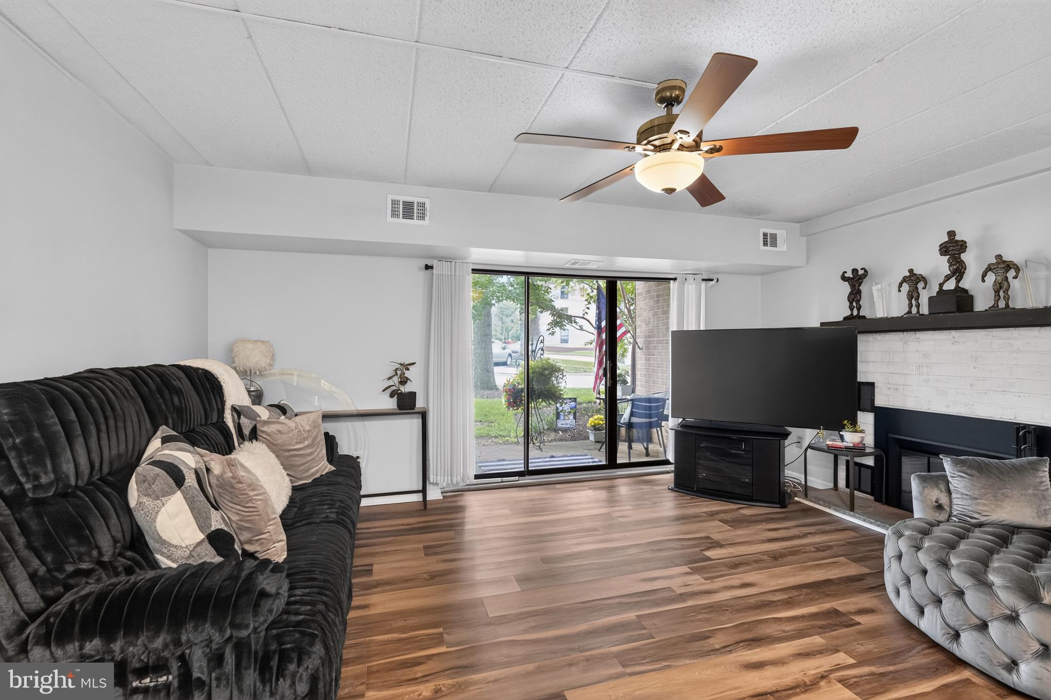 CHESTERBROOK - Residential