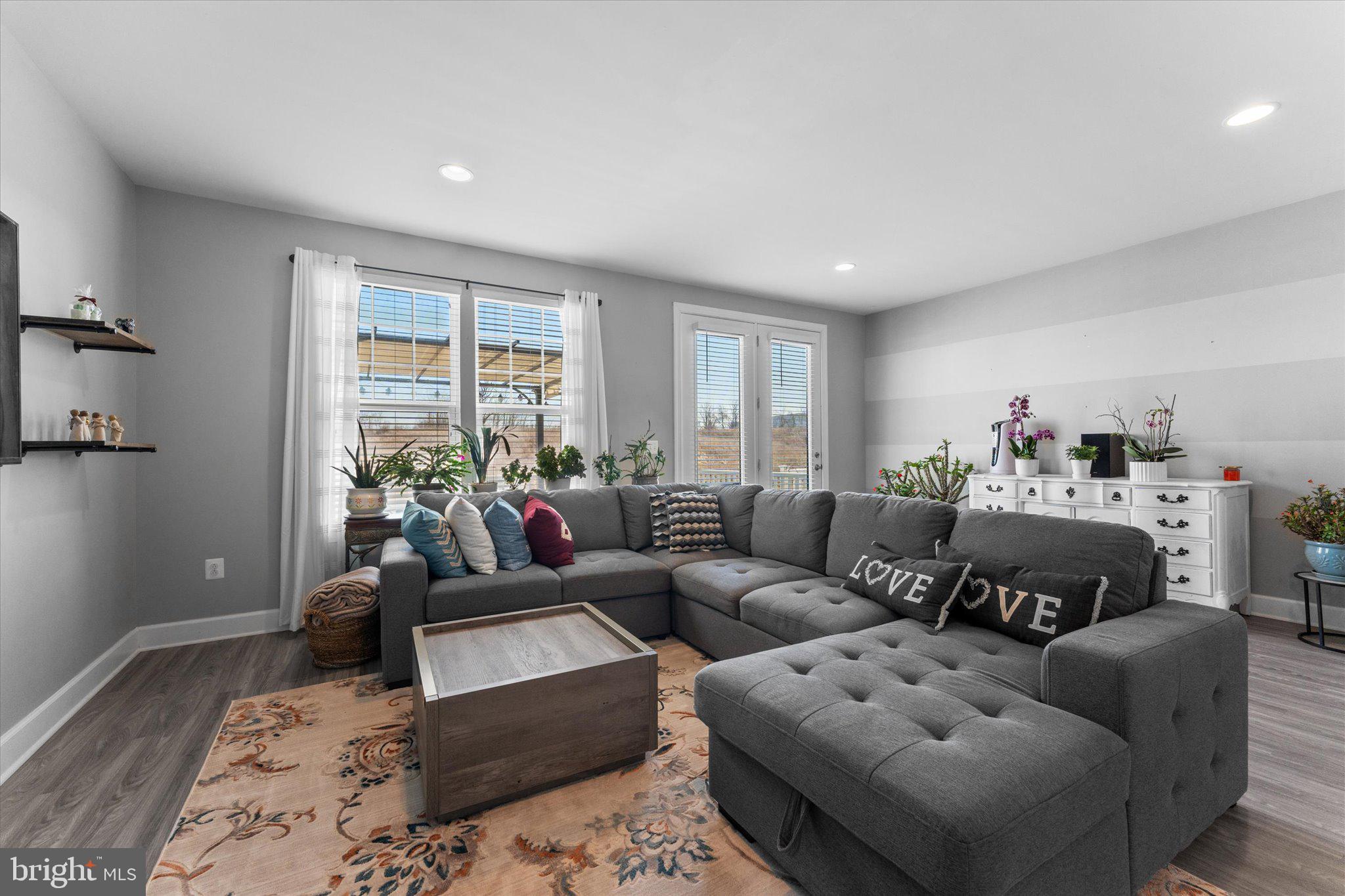 HEATHCOTE COMMONS - Residential