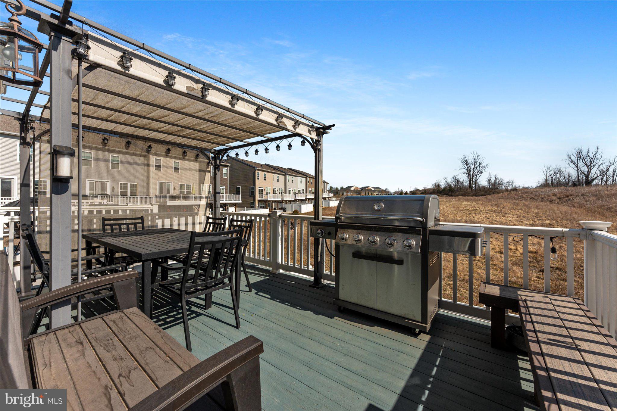 HEATHCOTE COMMONS - Residential