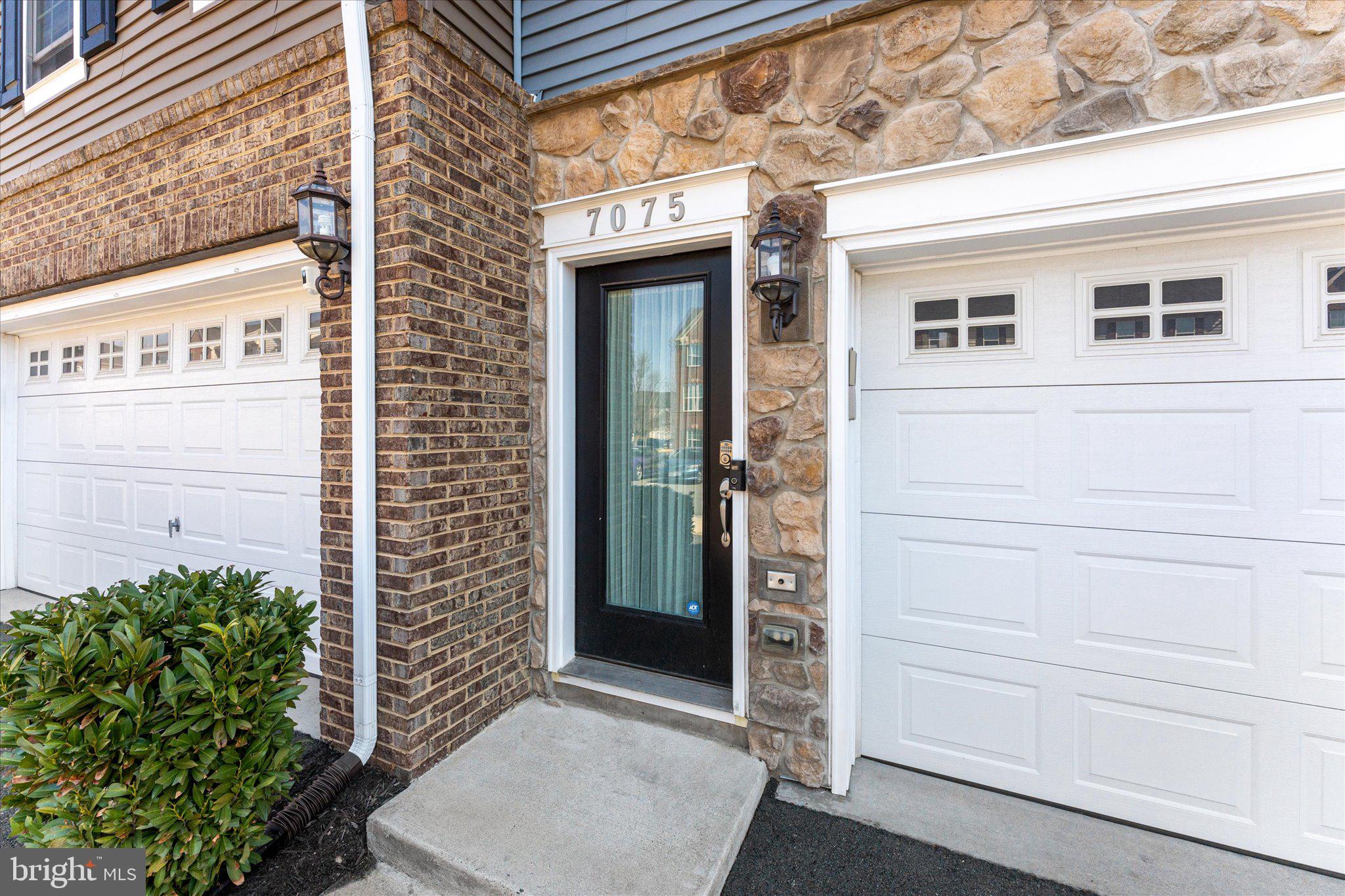 HEATHCOTE COMMONS - Residential
