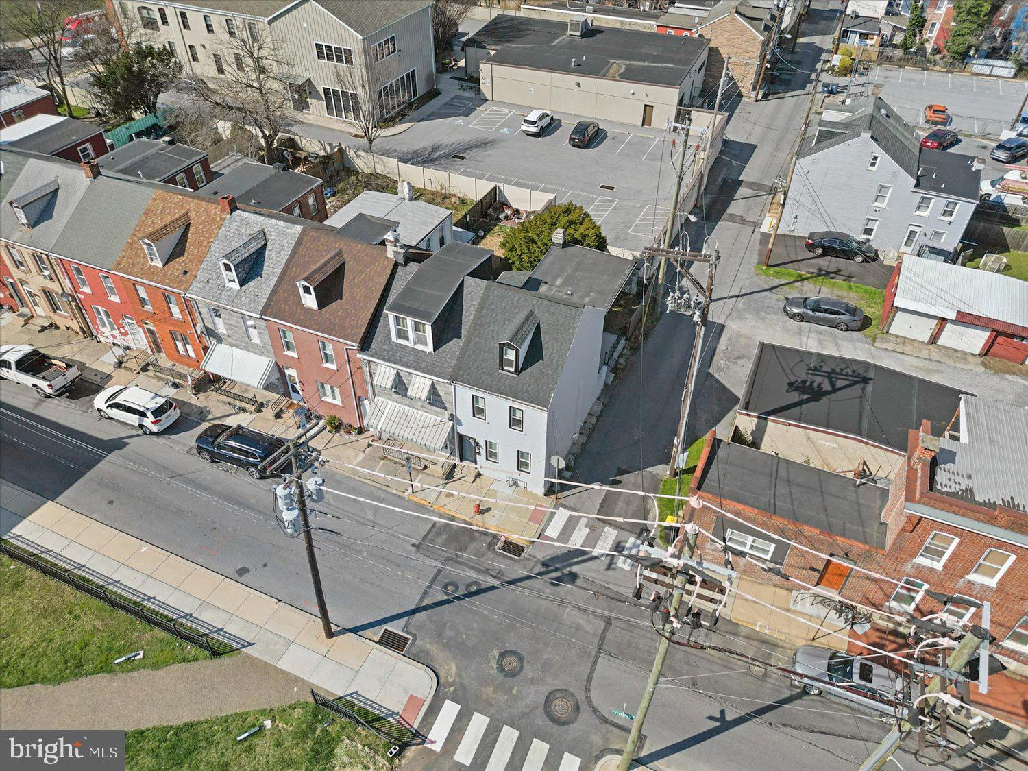 STADIUM DISTRICT - Residential