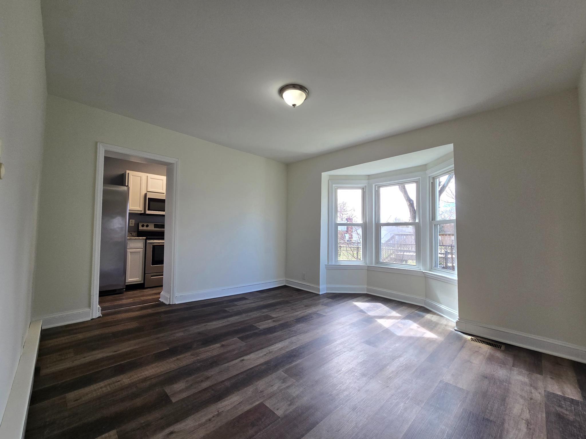 PASADENA - Residential Income