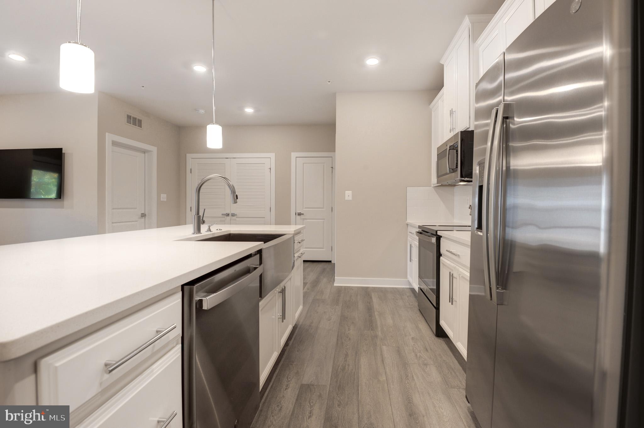 WOODLAND PARK - Residential Lease