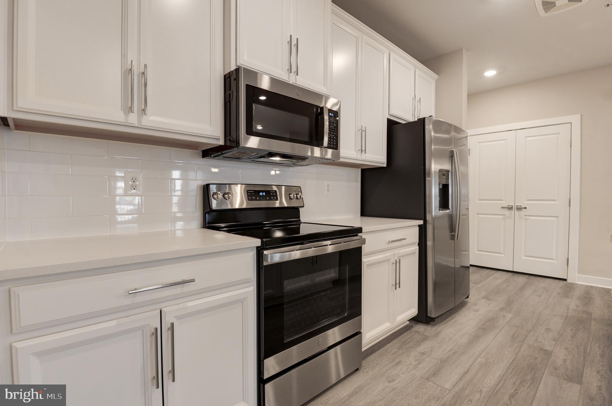 WOODLAND PARK - Residential Lease