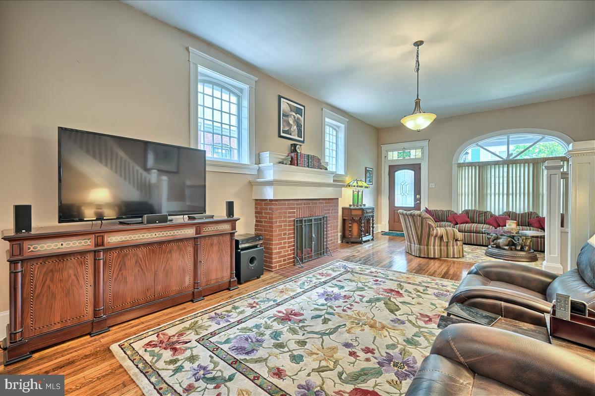 HARRISBURG CITY - Residential