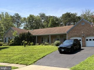 BUY THIS FIXER UPPER BELOW TAX ASSESMENT VALUE.
 Rare  opportunity to live in this home while fixing it up. Home qualifys for FHA, VA, Conv Mortgage . Three bedroom on mail level (no stairs) with 2 &1/2 bathrooms  and a partualy finished walk out basement  with lots of room to grow. (room for more bedrooms or inlaw suit) A GREAT Price in a highly desirable  upscale neighborhood,  Virginia Run. Home is very livable as it is, only needs  some updating.  Bring your best offer,  This home won't last long at this price.  Call listing agent for more info.  
More Photos comming soon.