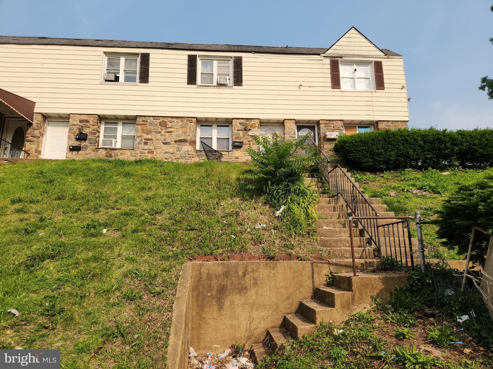 POST AUCTION! Make an offer, buy it now! Deposit: $5,000.

This two-story townhouse is located in the Brooklyn neighborhood of Baltimore City. Residents can enjoy the nearby facilities/attractions such as the Arundel Village Park, Farring-Baybrook Recreation Center, and Brooklyn Park. The property is occupied. The area provides easy access to the major traffic arteries, Potee St and Interstate 895B, connecting to other parts of the city.