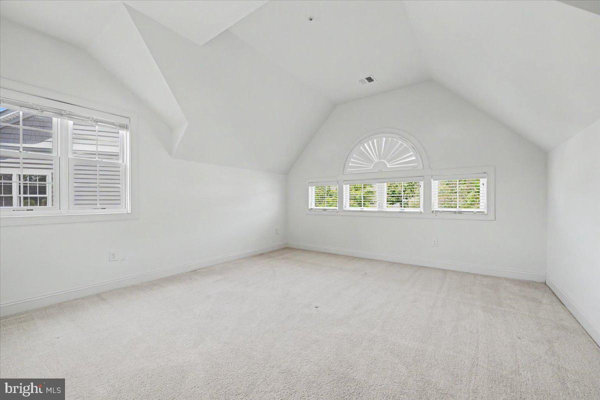 COLDSTREAM CROSSING - Residential