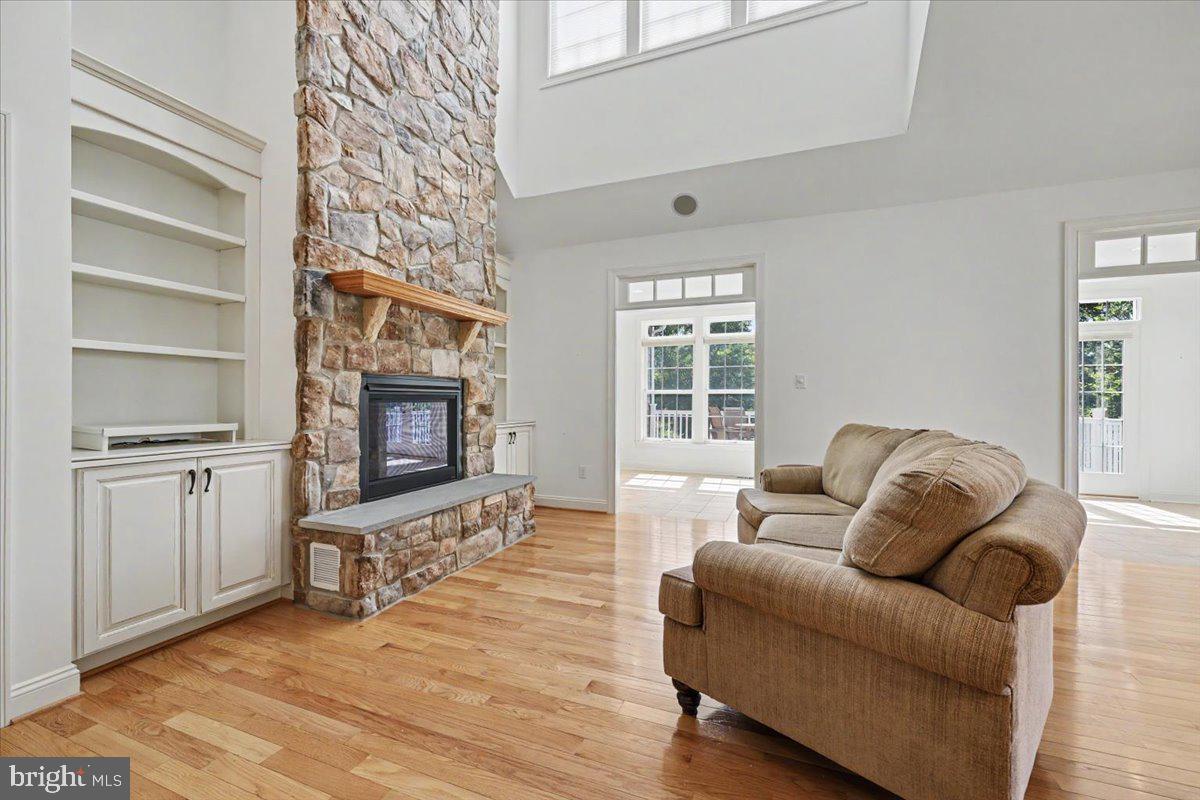 COLDSTREAM CROSSING - Residential