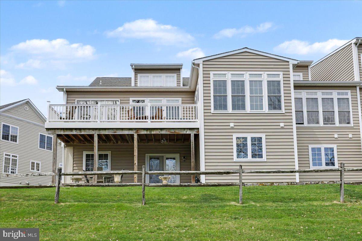 COLDSTREAM CROSSING - Residential