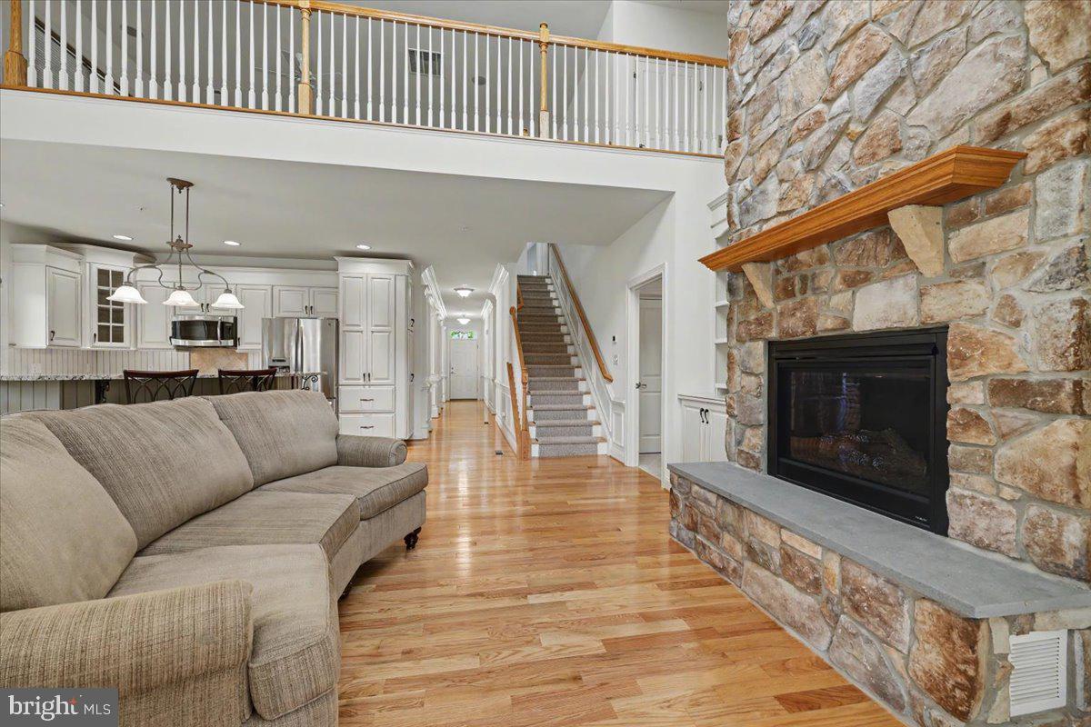 COLDSTREAM CROSSING - Residential