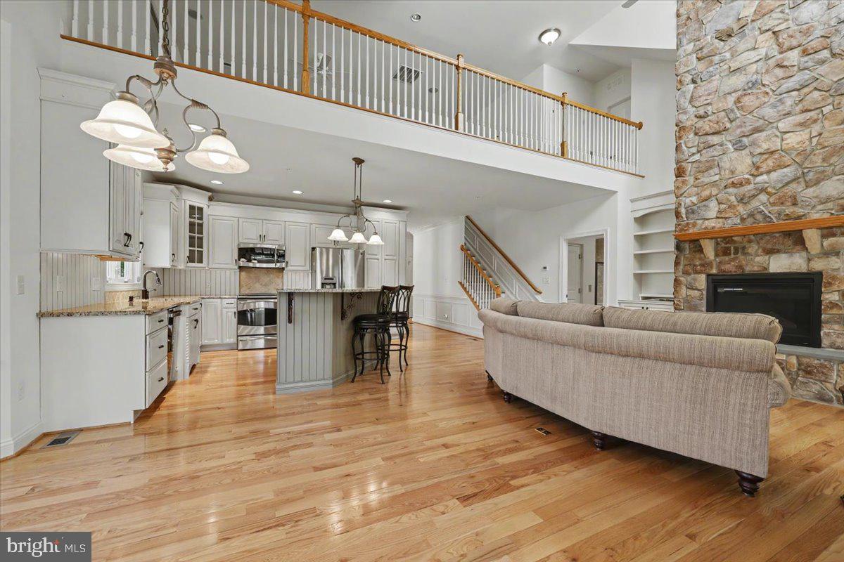 COLDSTREAM CROSSING - Residential