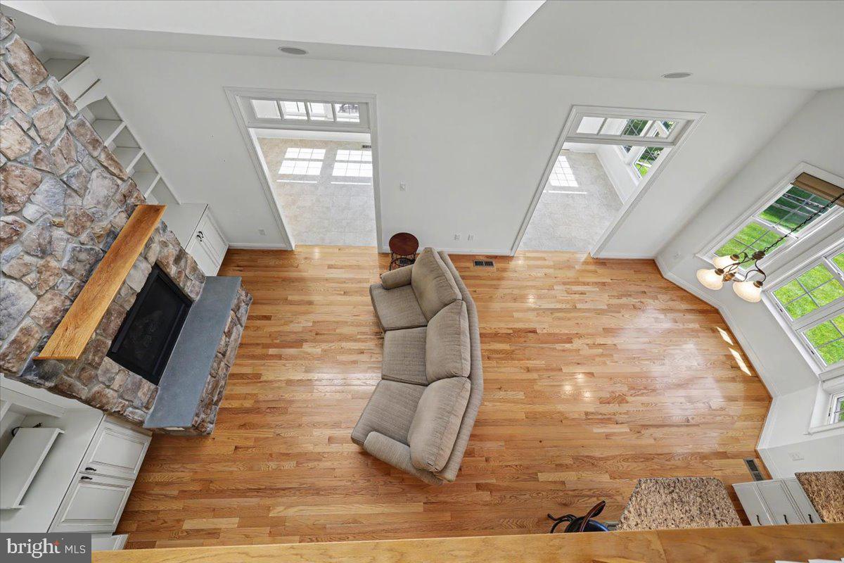 COLDSTREAM CROSSING - Residential