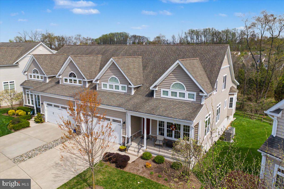 COLDSTREAM CROSSING - Residential