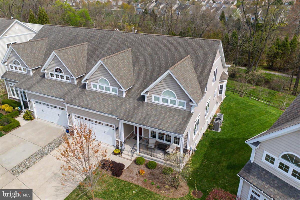 COLDSTREAM CROSSING - Residential