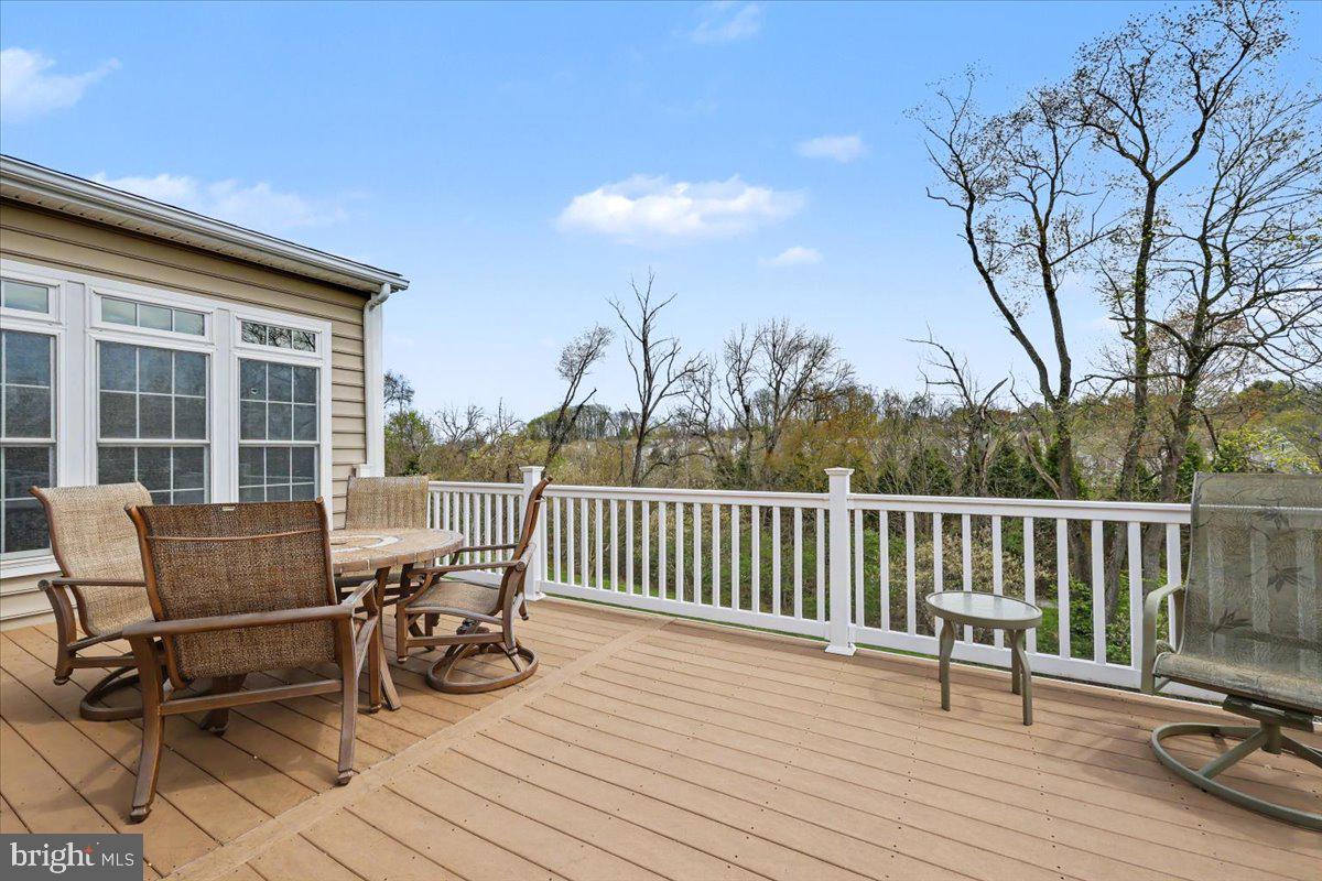 COLDSTREAM CROSSING - Residential