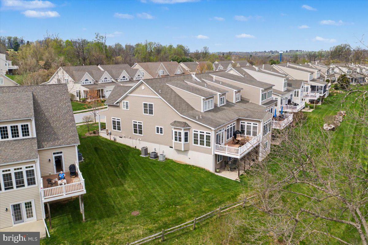 COLDSTREAM CROSSING - Residential