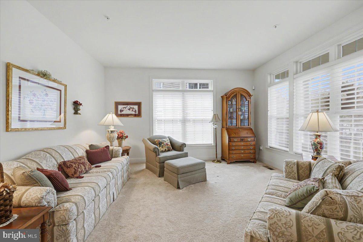 COLDSTREAM CROSSING - Residential