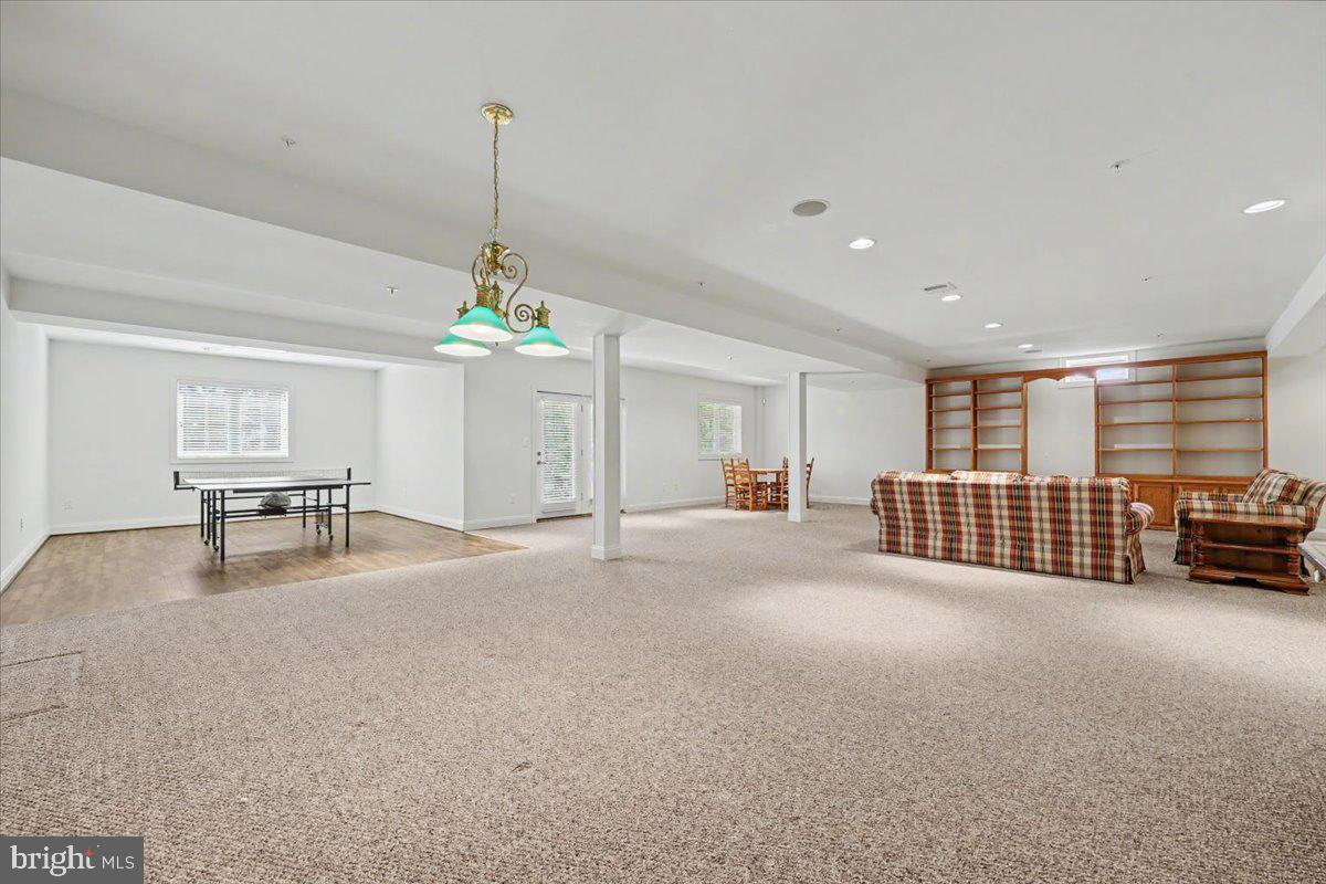 COLDSTREAM CROSSING - Residential