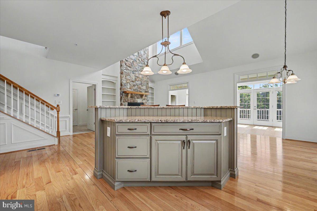 COLDSTREAM CROSSING - Residential