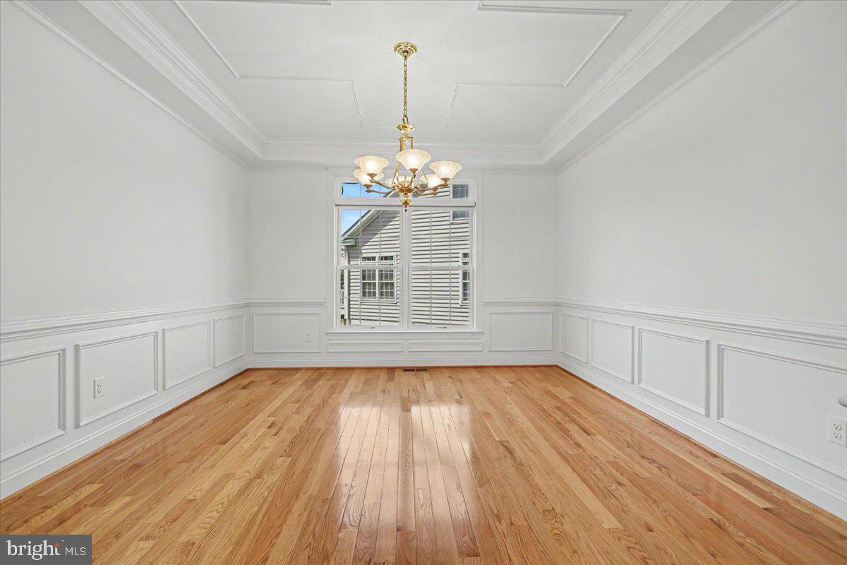 COLDSTREAM CROSSING - Residential