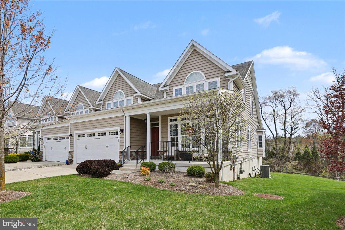 COLDSTREAM CROSSING - Residential