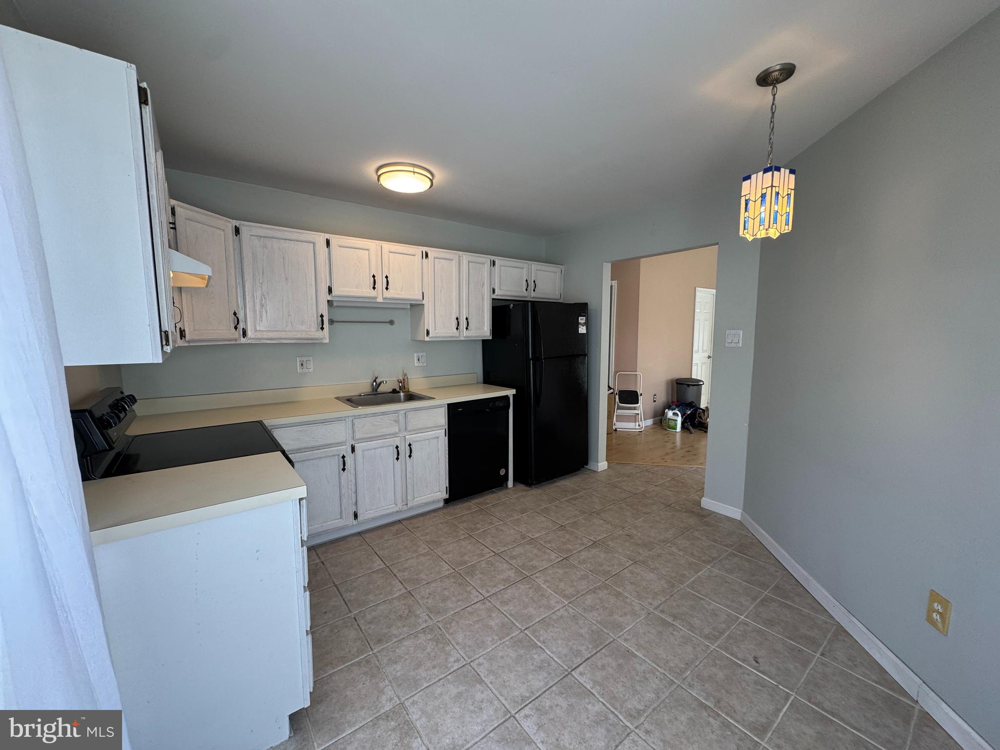 SUMMIT TRACE - Residential