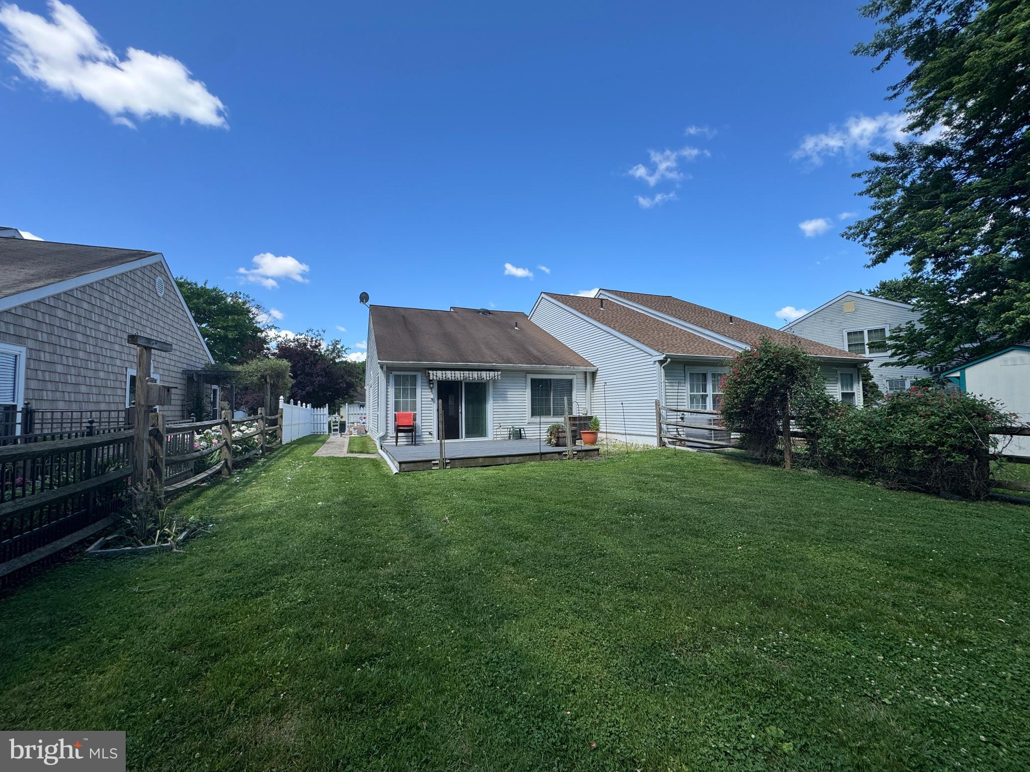 SUMMIT TRACE - Residential