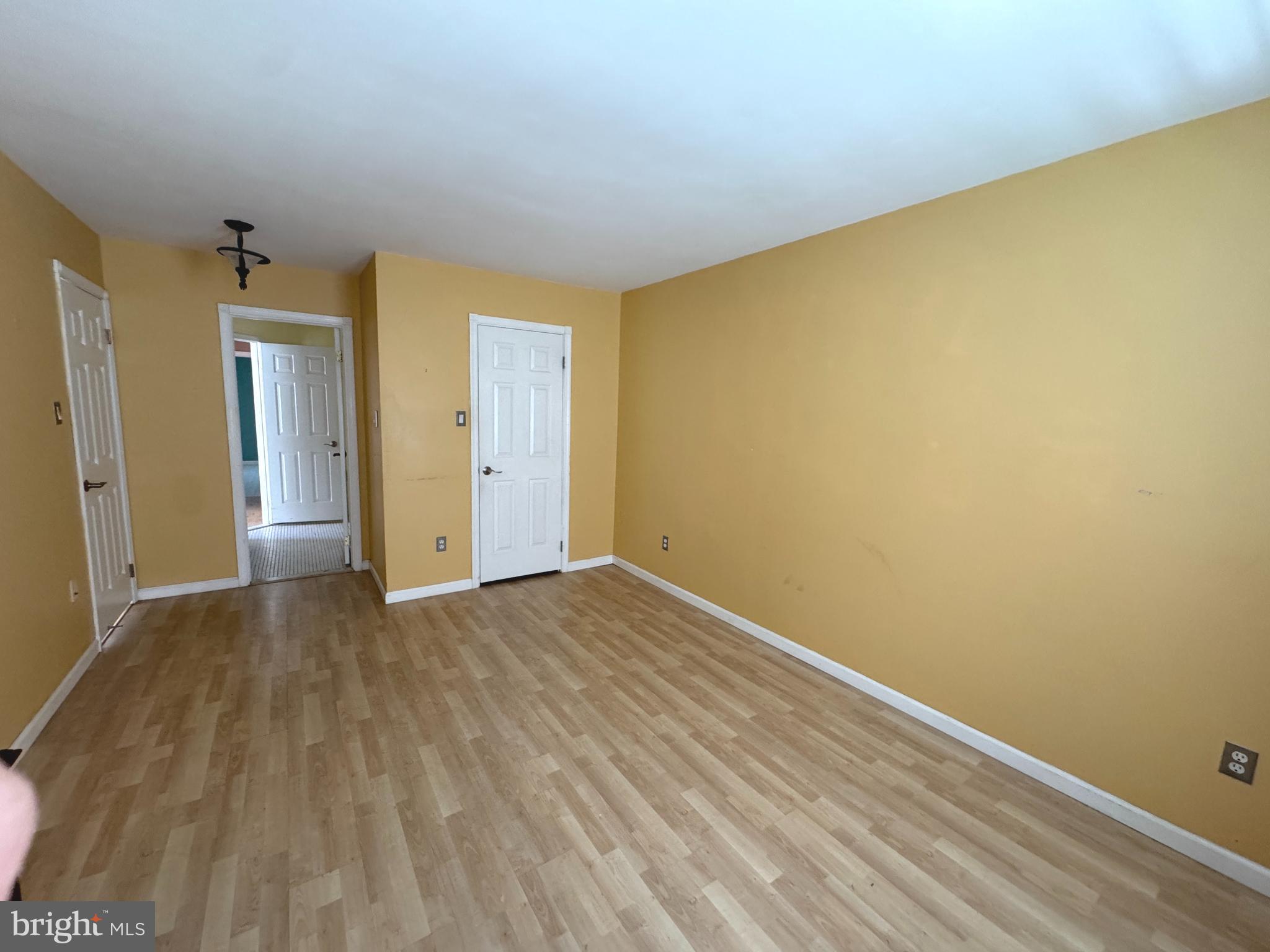 SUMMIT TRACE - Residential