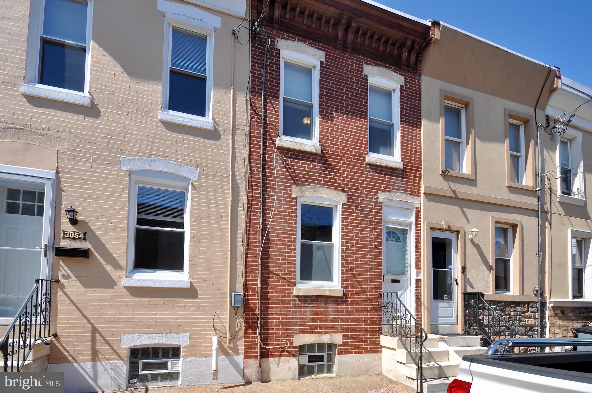 PORT RICHMOND - Residential Lease