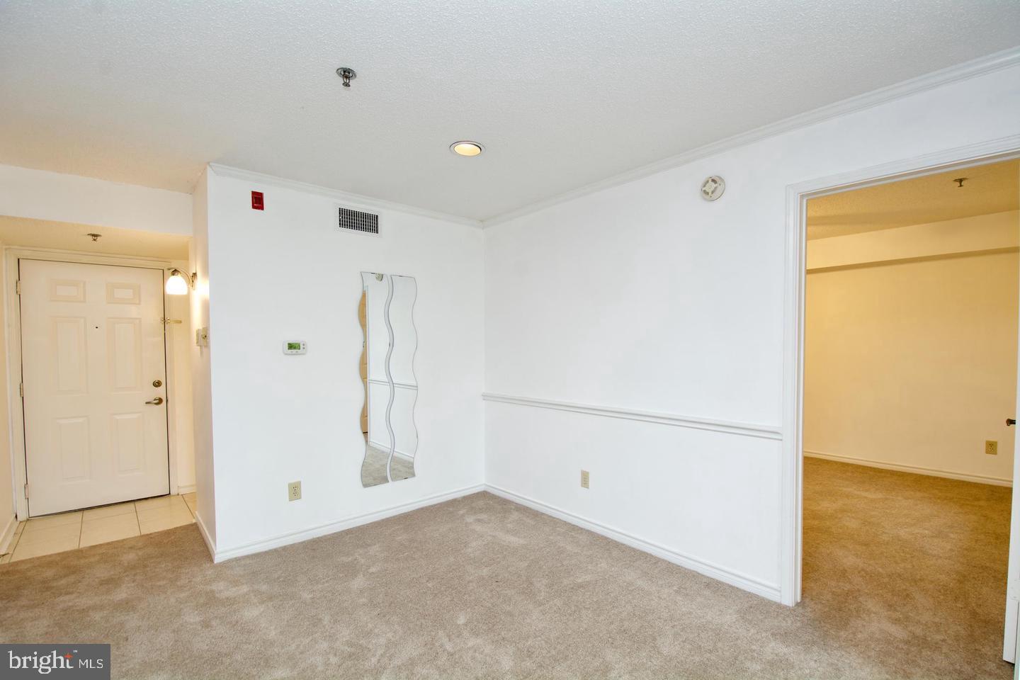 FOUNTAINS AT MCLEAN - Residential Lease
