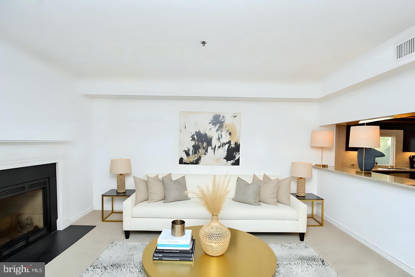 FOUNTAINS AT MCLEAN - Residential Lease