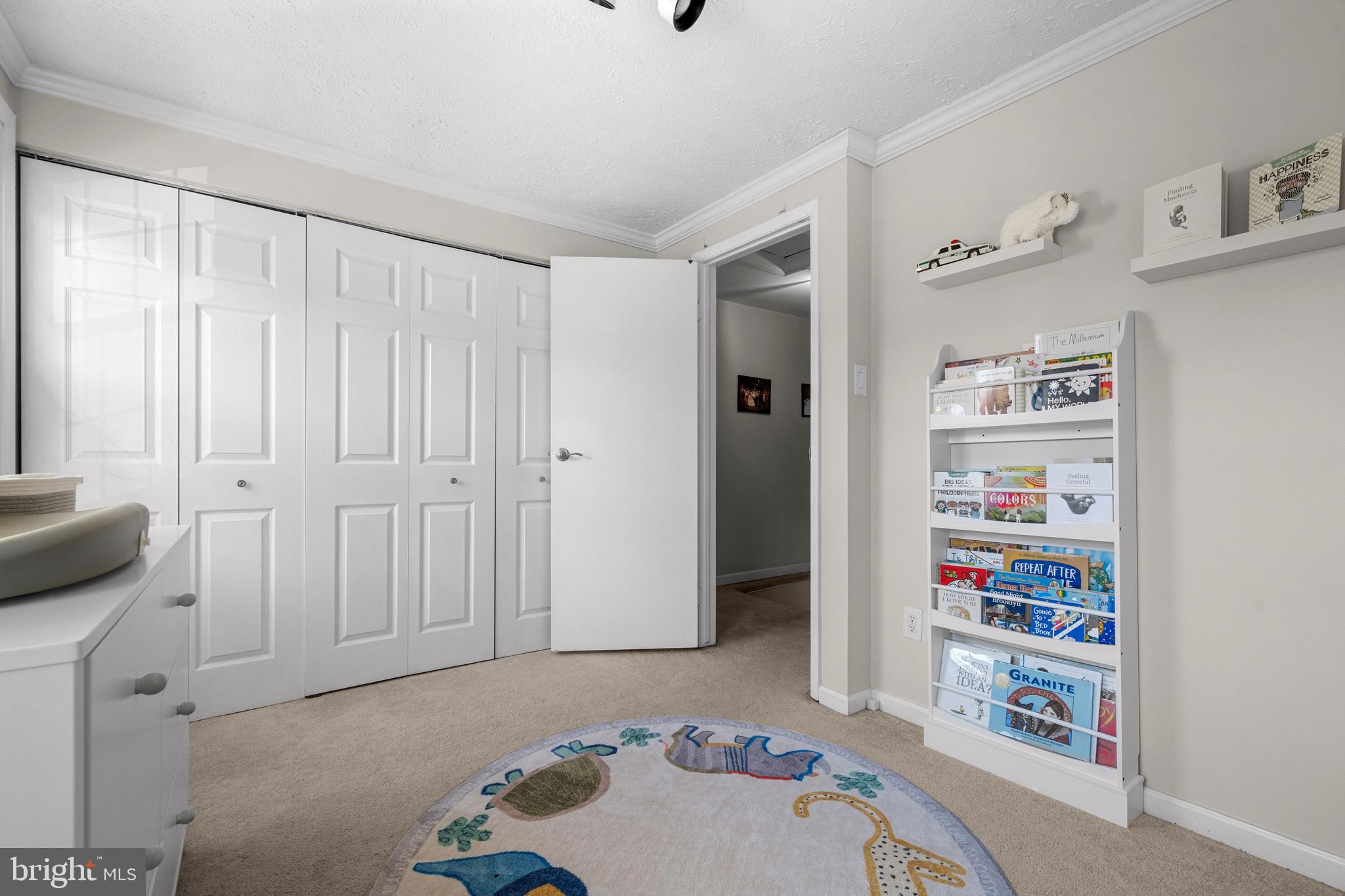D EVEREUX WEST - Residential