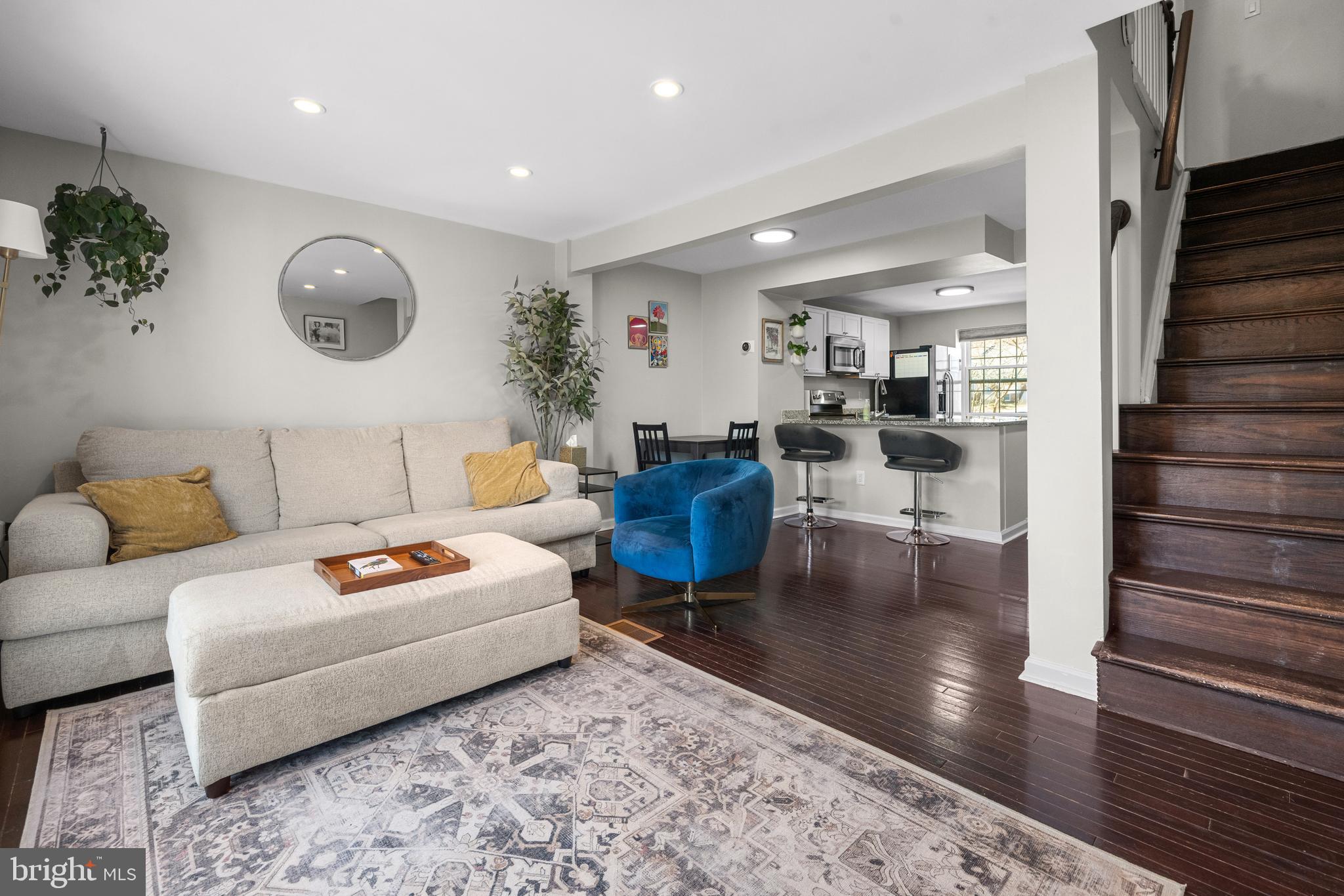 D EVEREUX WEST - Residential