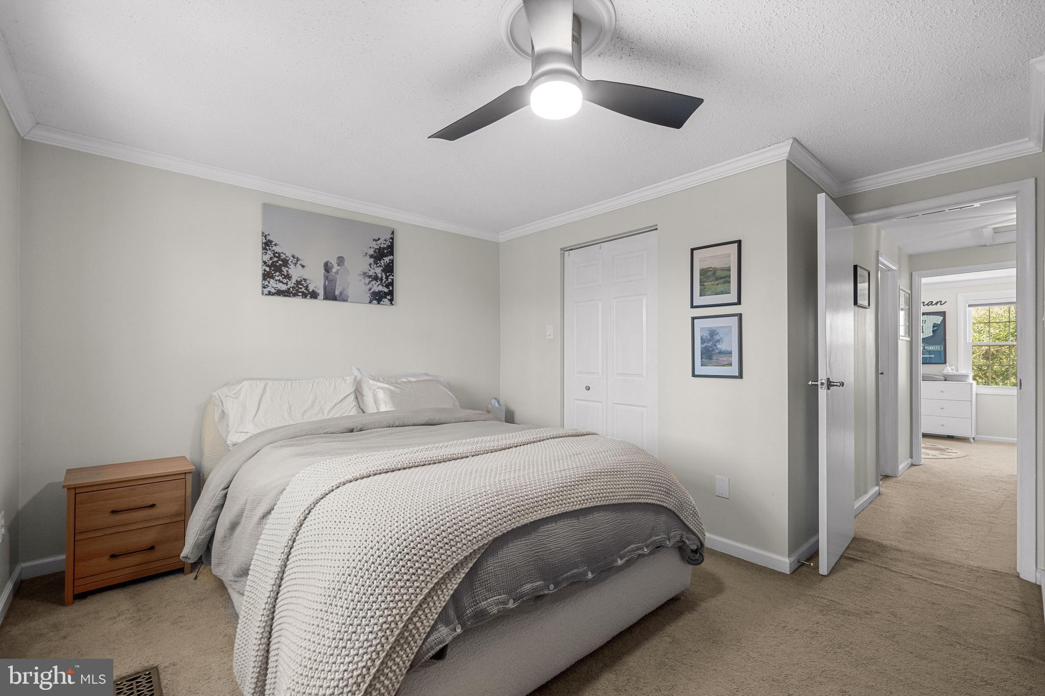 D EVEREUX WEST - Residential