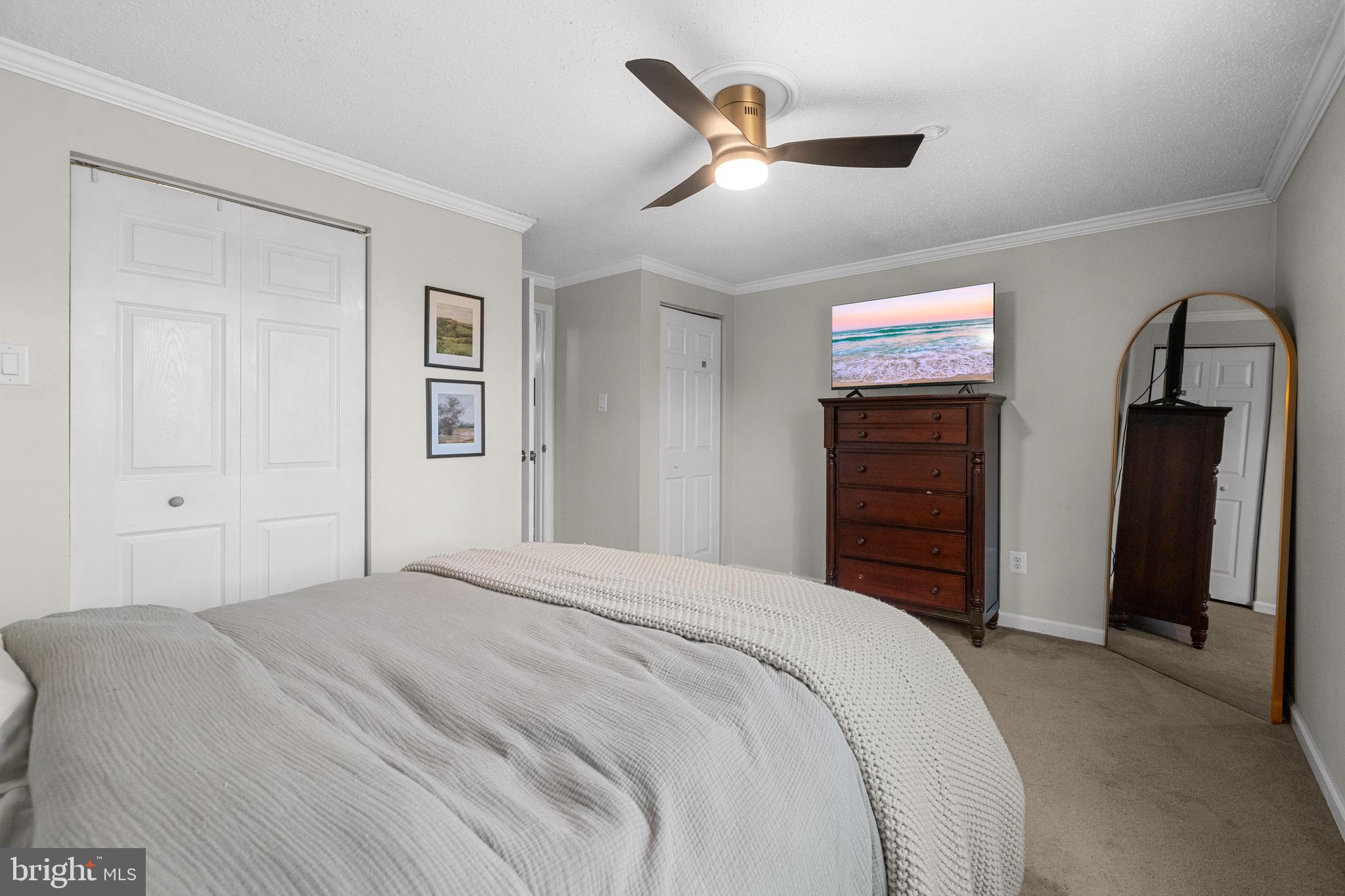 D EVEREUX WEST - Residential