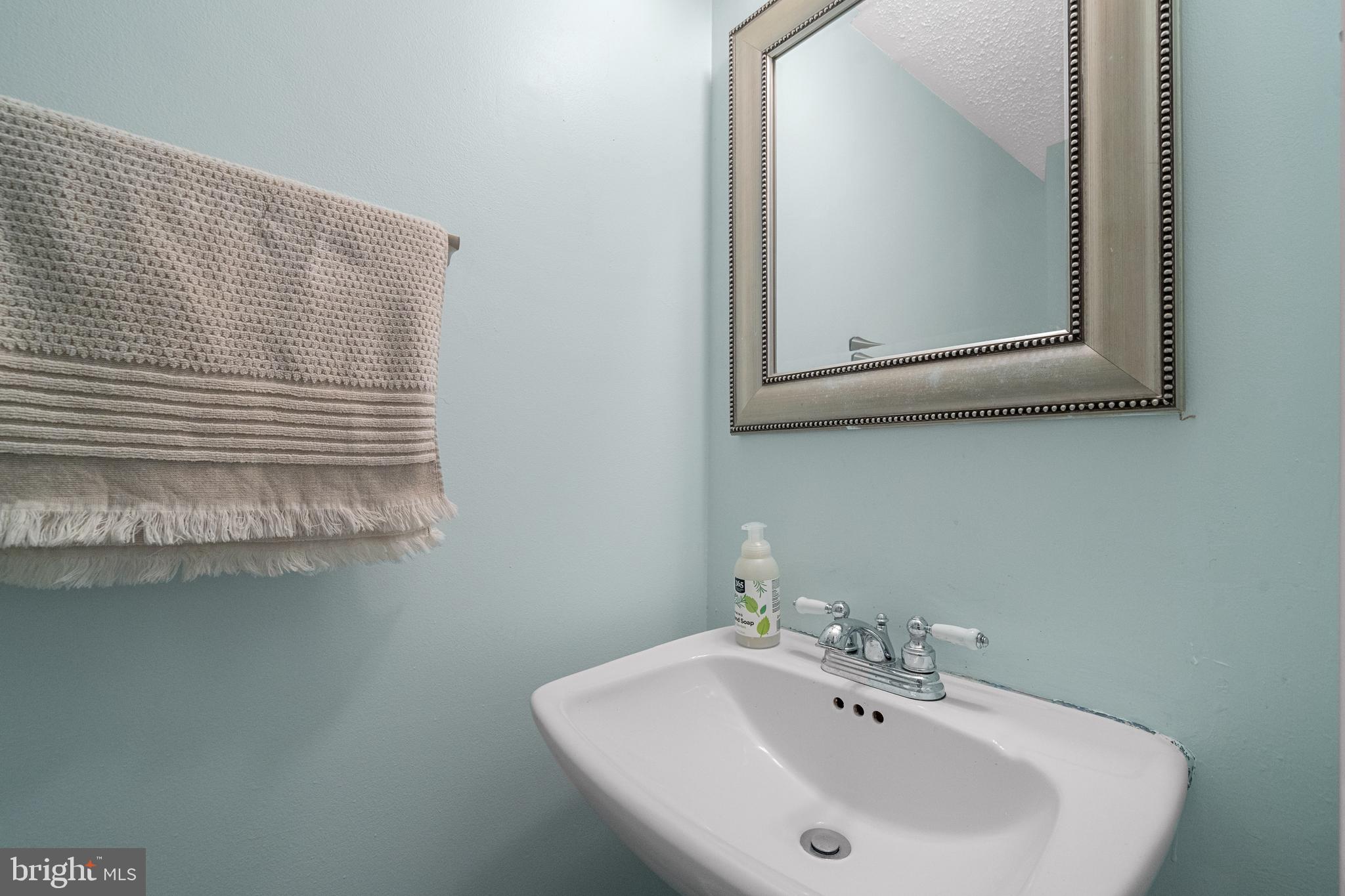 D EVEREUX WEST - Residential