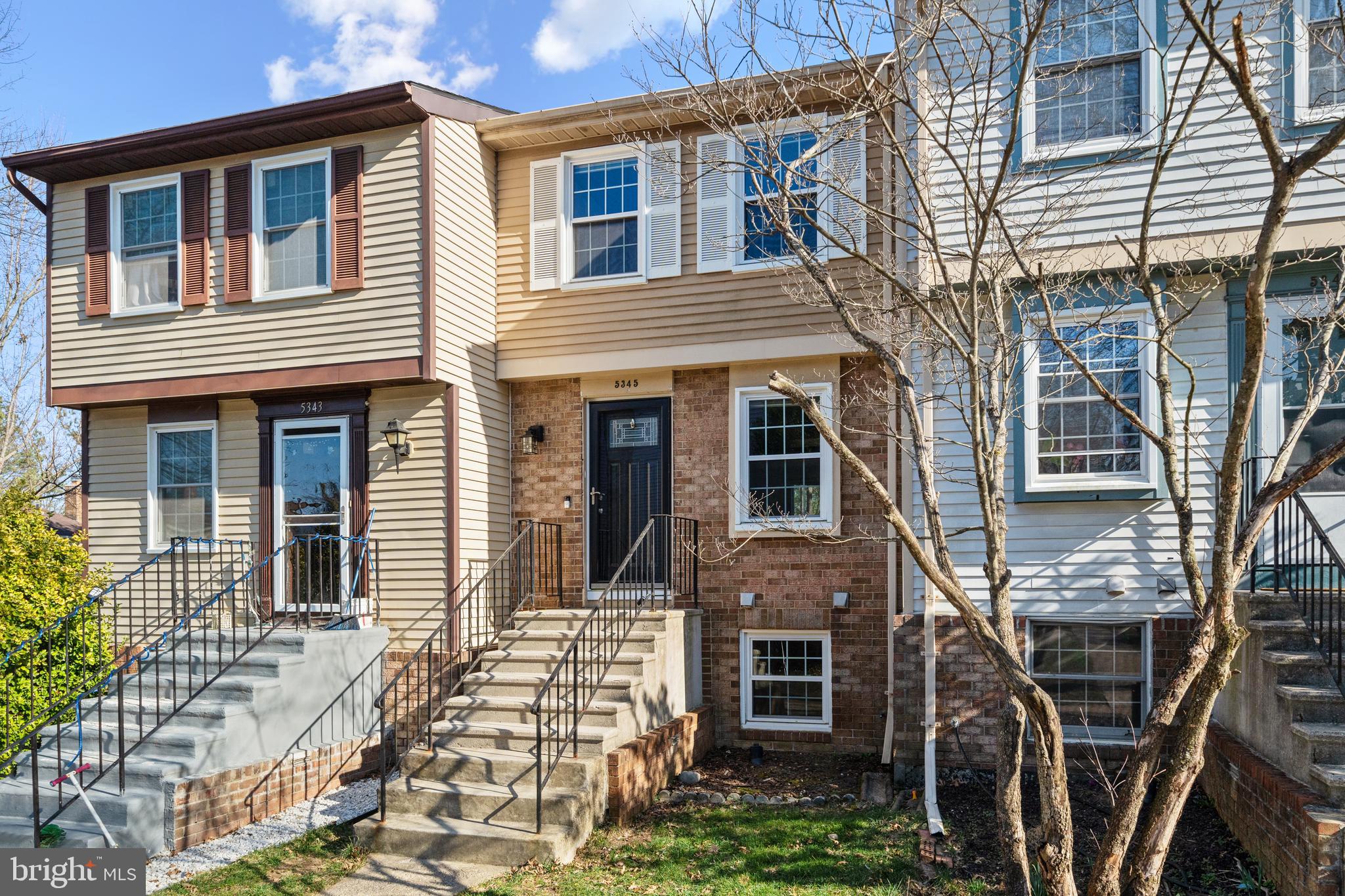 D EVEREUX WEST - Residential