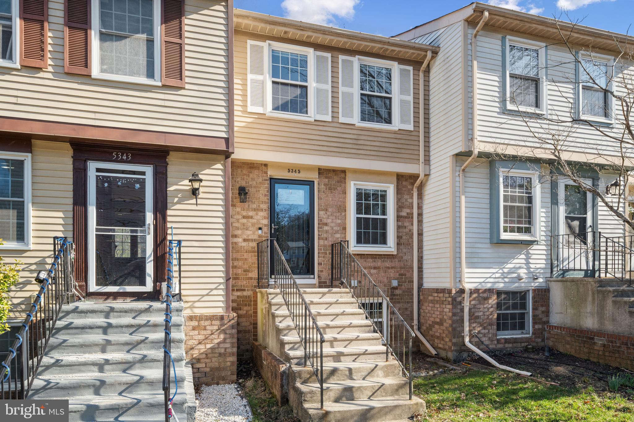 D EVEREUX WEST - Residential