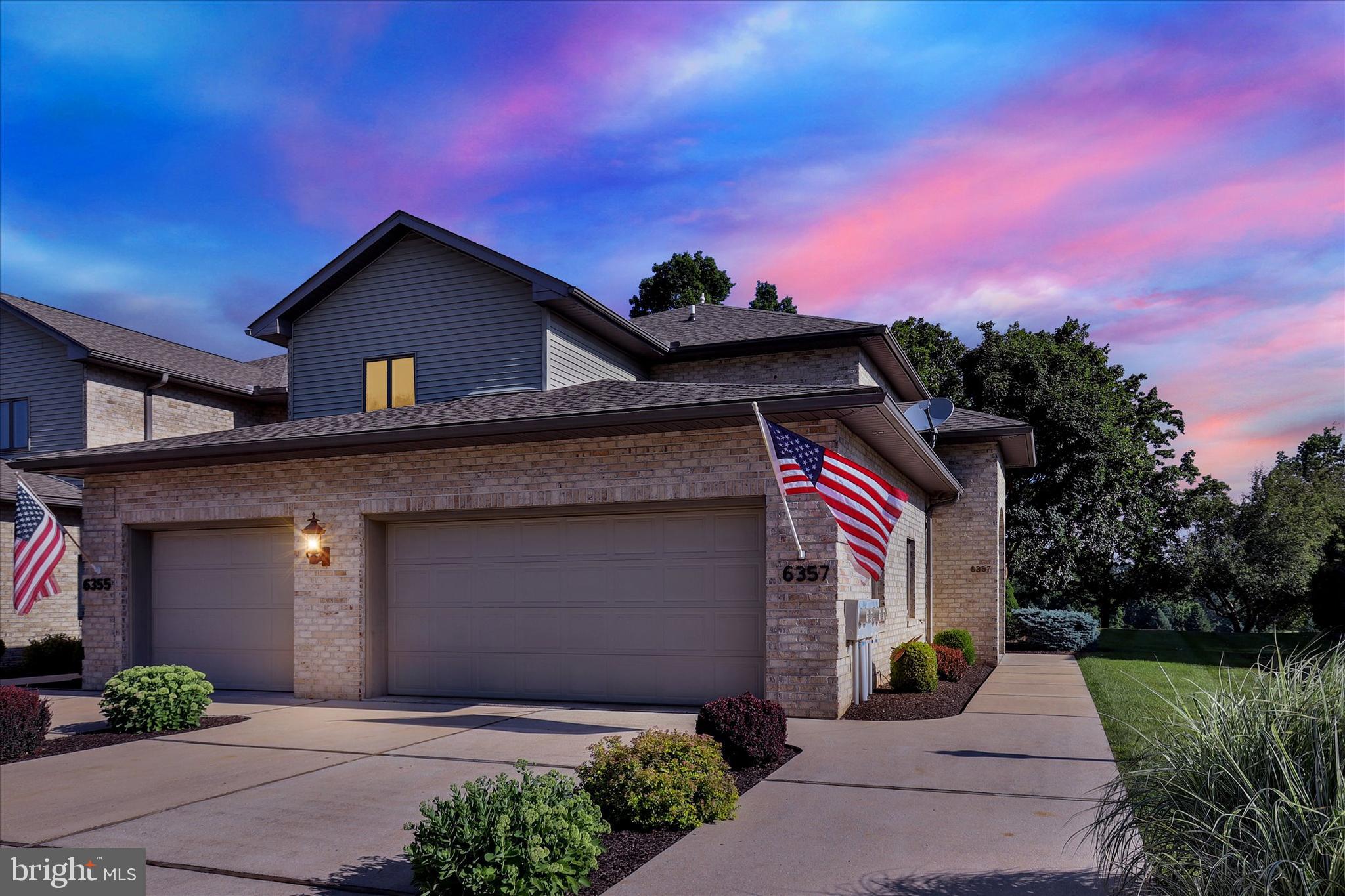 PENN NATIONAL GOLF COURSE COMMUNITY - Residential