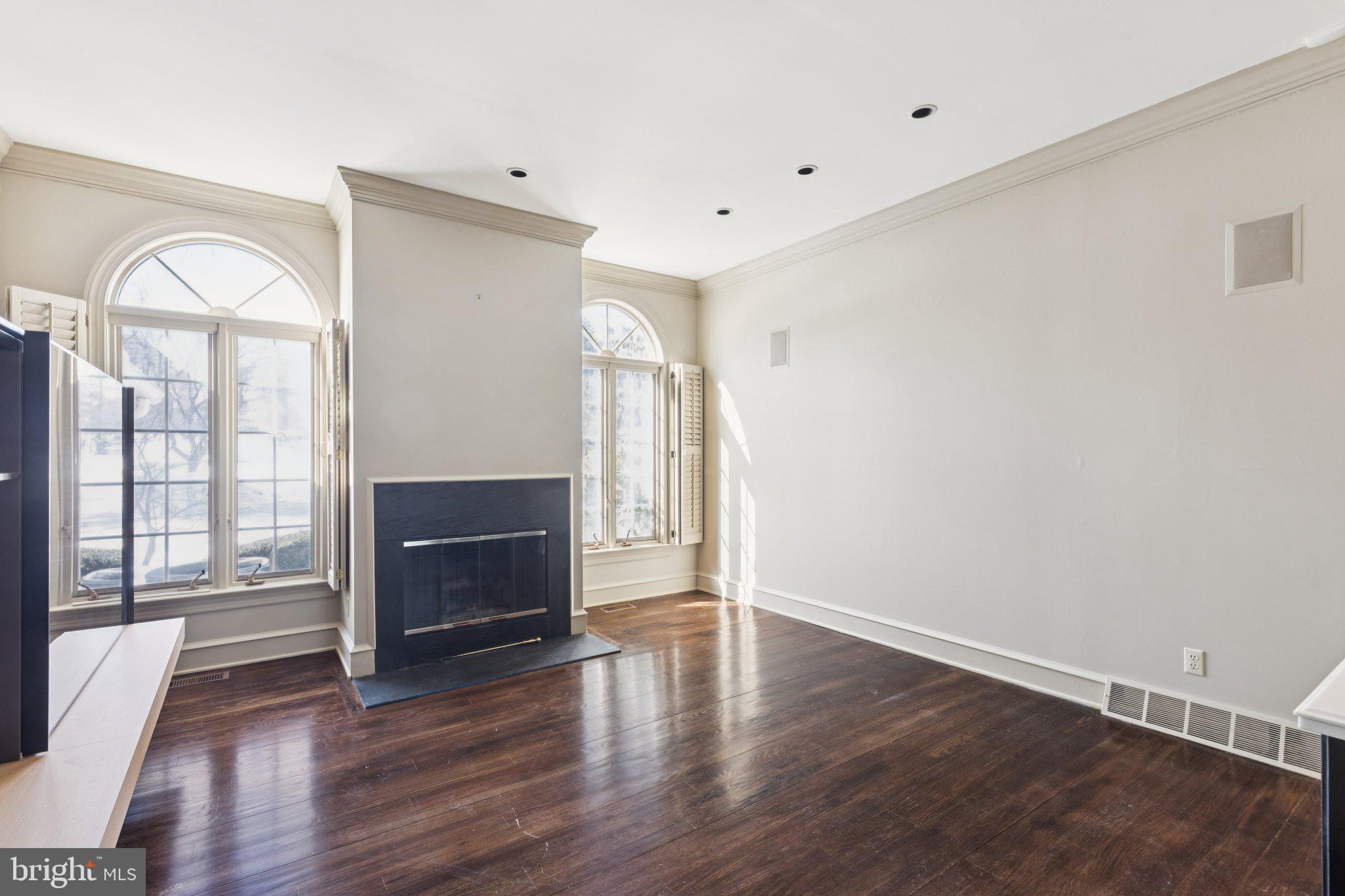 WRENFIELD - Residential